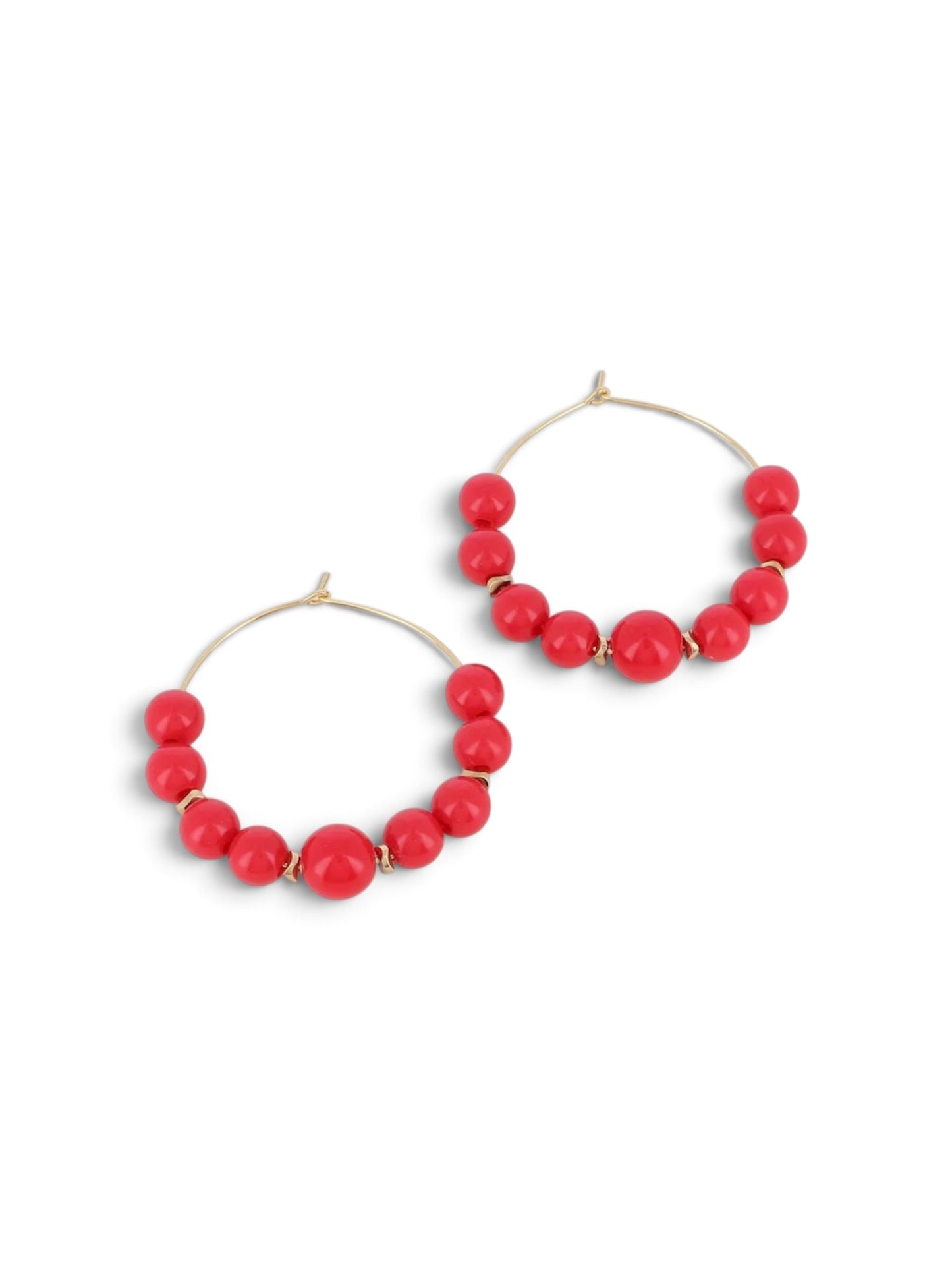Boucles d'oreilles Perla rouges, créoles dorées perlées, Maëlyne Beauty