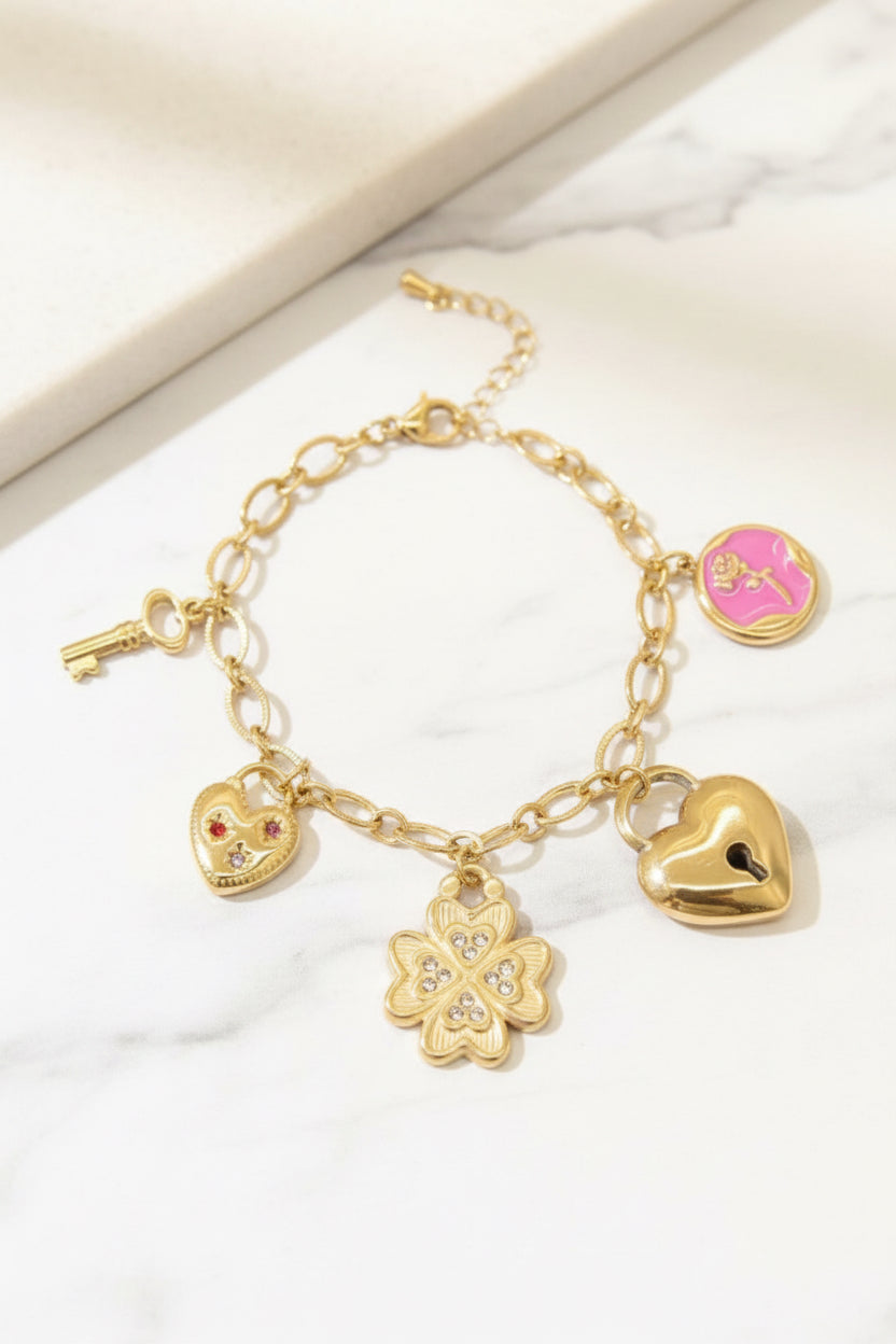 Bracelet charms amour doré
