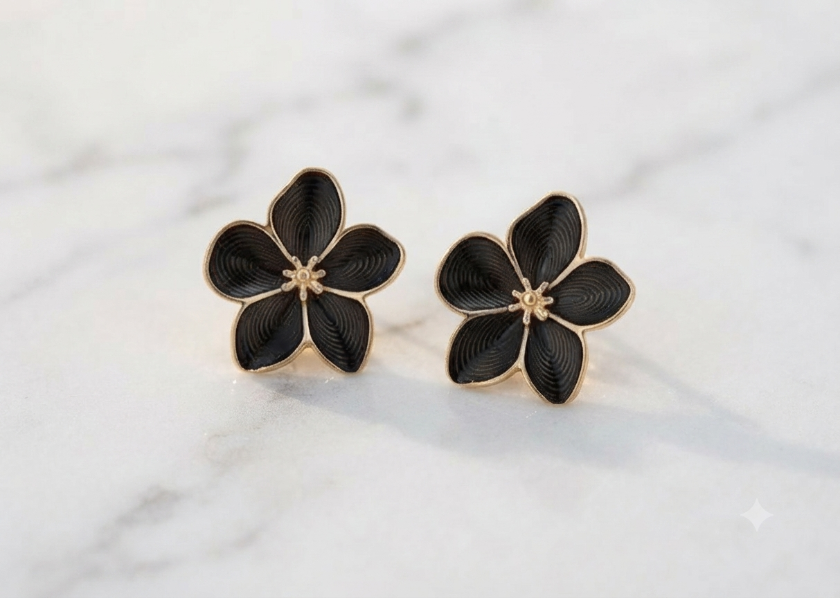 Boucles d'oreilles Fleuréa noir - paire de clous fleur émaillés