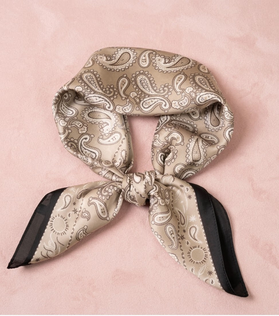 Foulard effet Paisley taupe - Maëlyne Beauty
