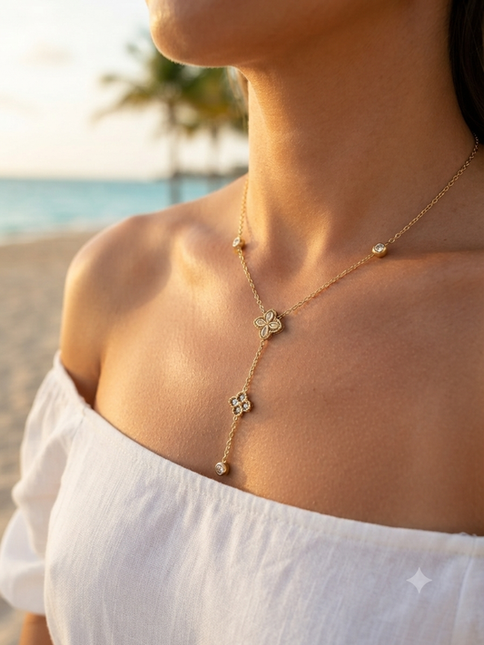 Collier Cynthia doré en acier inoxydable hypoallergénique - Maëlyne Beauty
