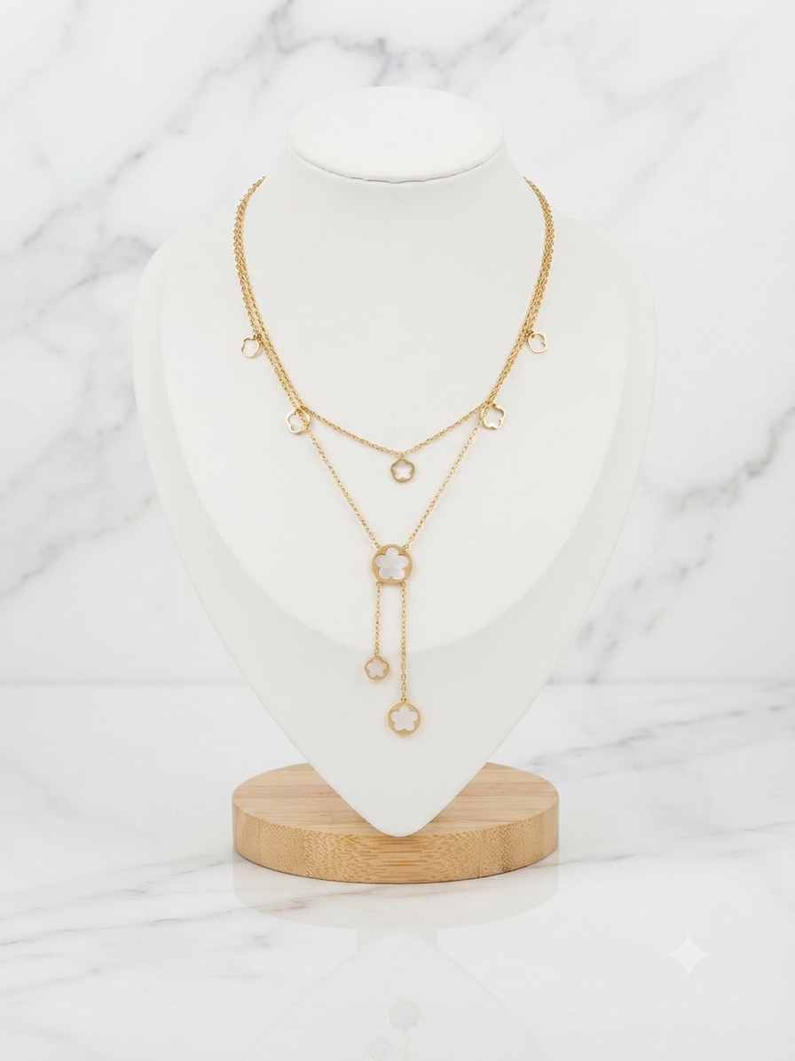 Collier Victoire blanc, collier élégant en acier inoxydable hypoallergénique.